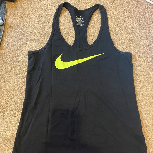 Nike Women’s Tank Top - Picture 2 of 4